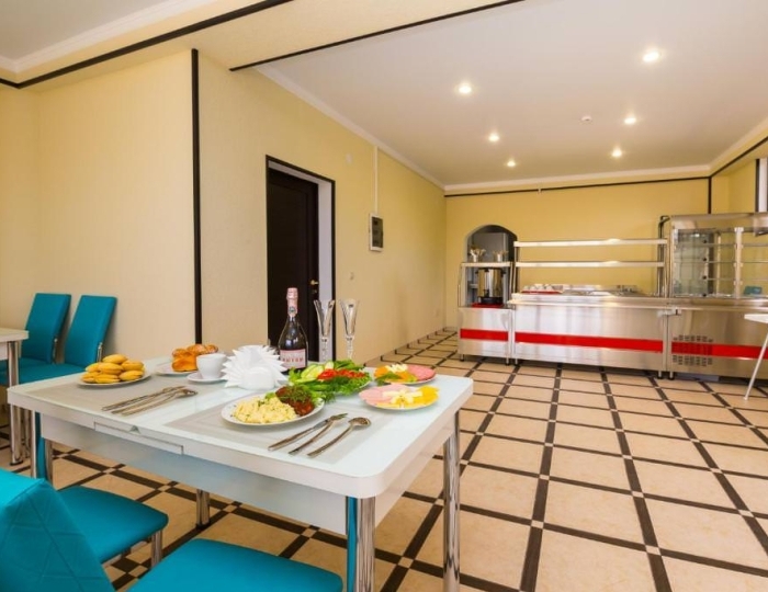 Рестораны и бары - Отель «BMG Hotel» Сухум