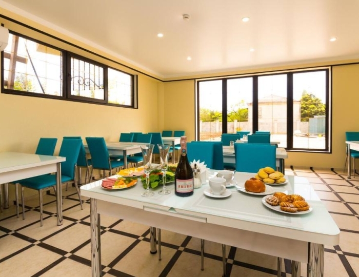 Рестораны и бары - Отель «BMG Hotel» Сухум